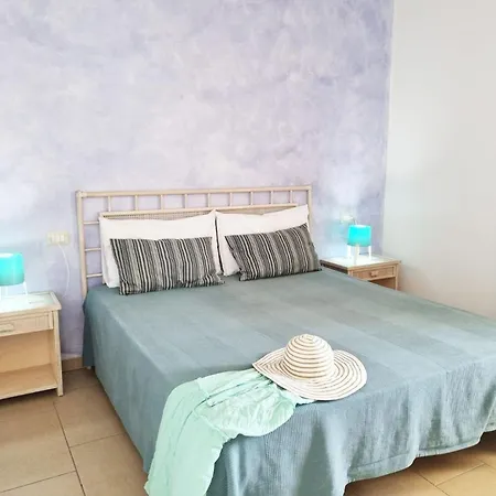 Apartamento In Cutro Mit Terrasse, Grill Und Gemeinsamem Pool Und Meerblick *